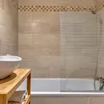 Le Nid Voute Avec Terrasse Situe Au Coeur De *