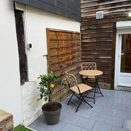 Lejlighed Le Nid Voute Avec Terrasse Situe Au Coeur De Rouen Rouen